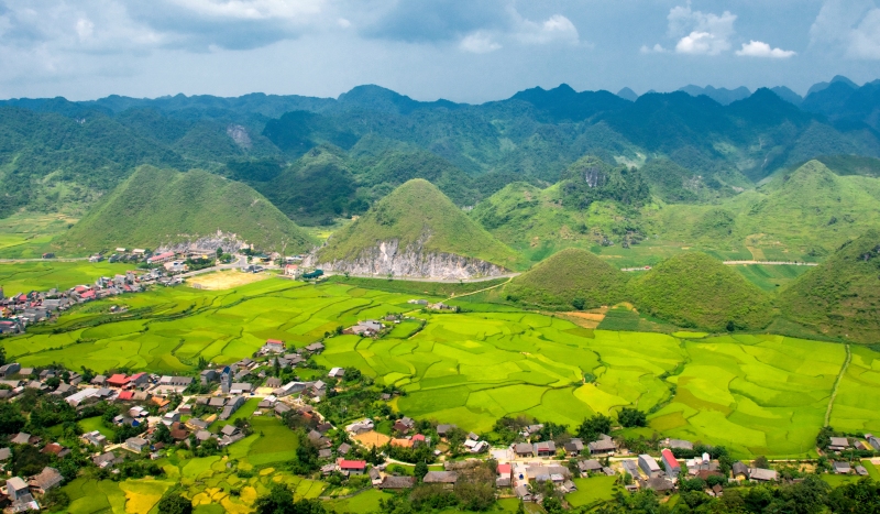 Rice terraces & mountains in Ha Giang, Northern Vietnam
