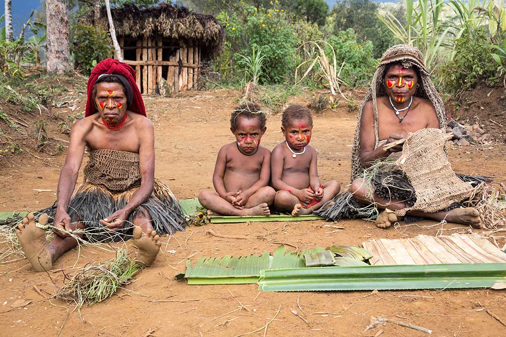 Villagers at Horonapa.