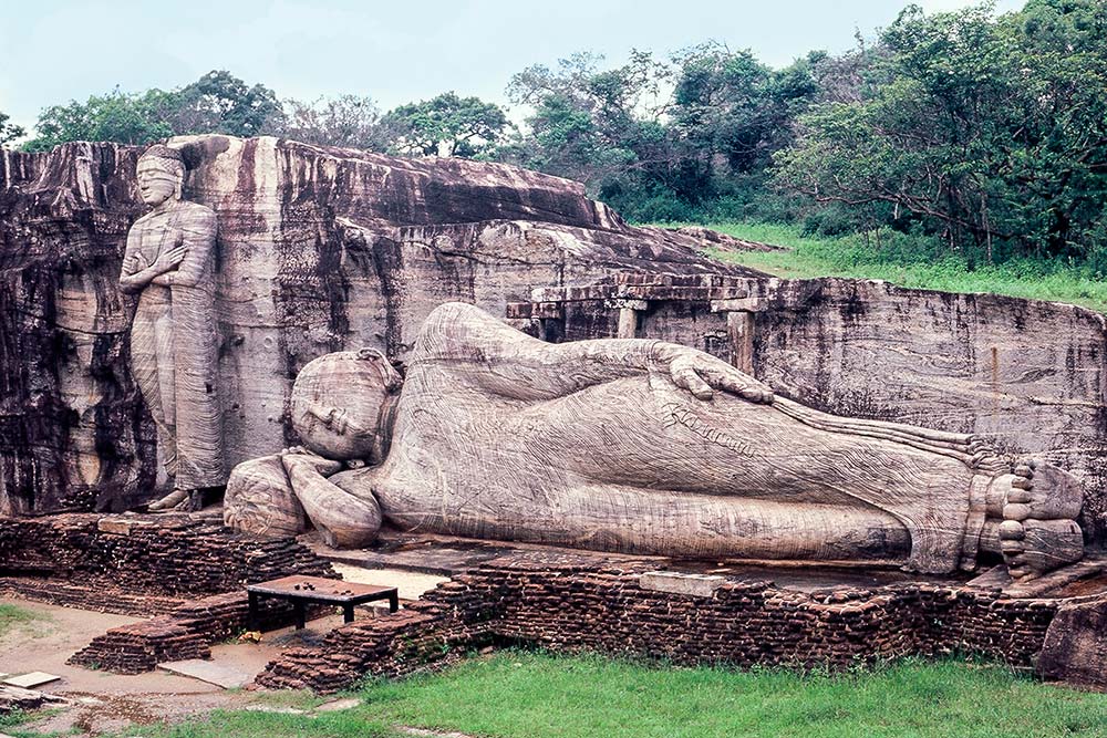 Giant stone carved Buddhas at Gal Vihara, 