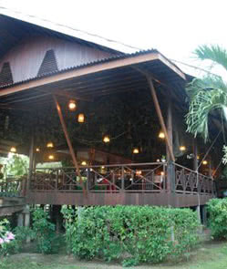 Kinabatangan Riverside Lodge