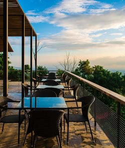 Sairu Hill Resort