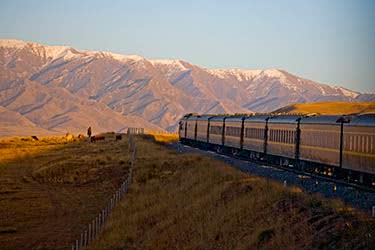 Golden Eagle Shangri La Express China Luxury Train