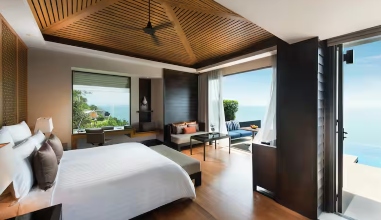 One-Bedroom King Ocean View Pool Villa