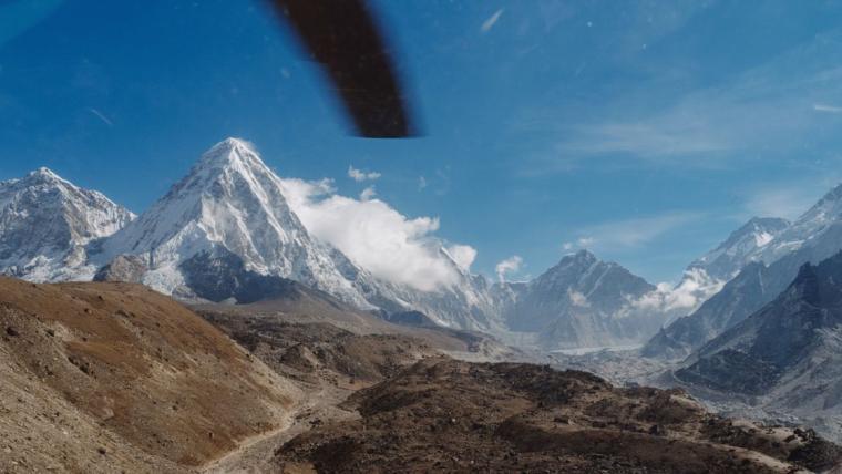 Everest Base Camp: Remote Lands Launches New 'Hiking & Helicopters' Small-Group Expedition