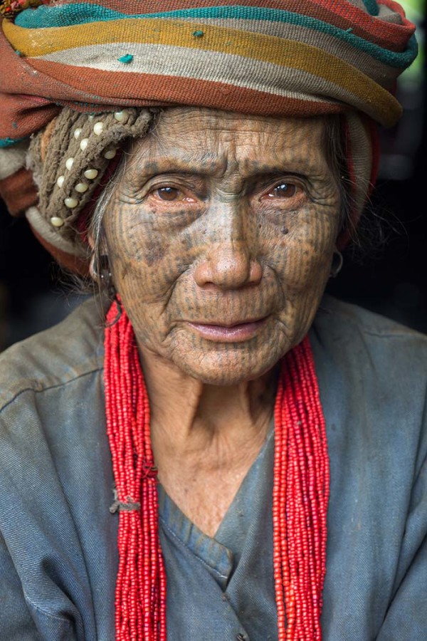 Disappearing Ink: Tattooed Women of the Chin State - Travelogues from ...